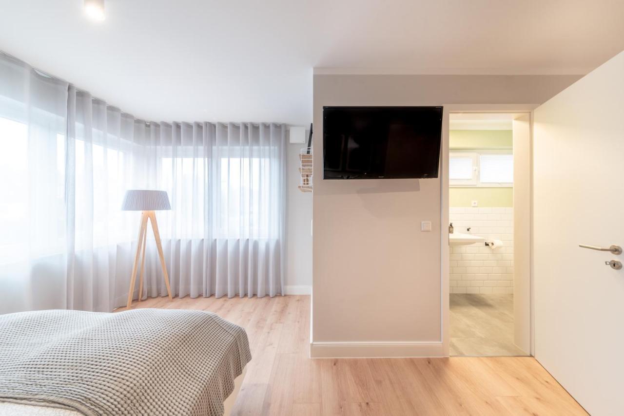 The Woodmans Airport Boardinghouse Aparthotel Düsseldorf Exterior foto